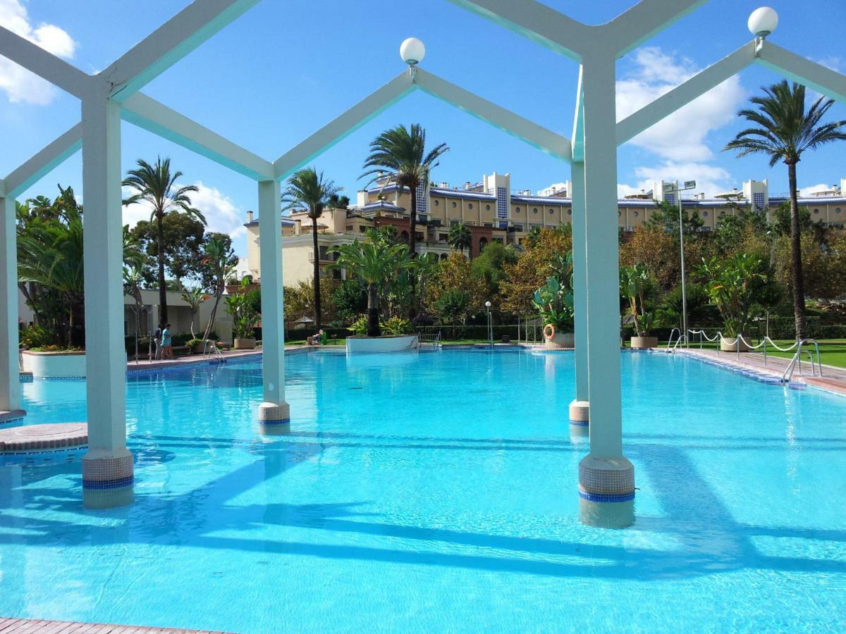 Benalbeach Apartamento En Resort De Бенальмадена Екстер'єр фото